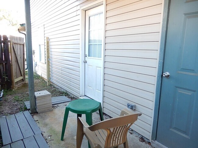 Building Photo - 2775 Tess Cir