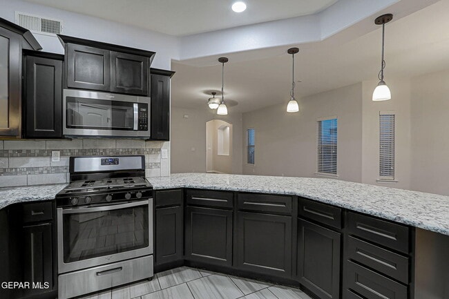 Building Photo - 14928 Harry Flournoy Ave