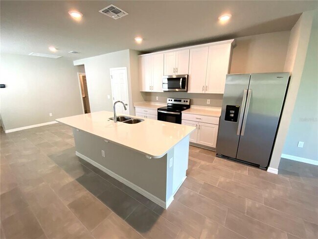 Building Photo - 3122 Bella Vista Dr