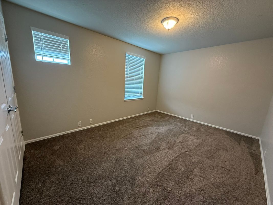 Building Photo - 3708 Greenridge