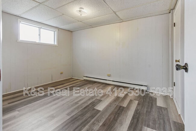 Building Photo - 411 Steck St