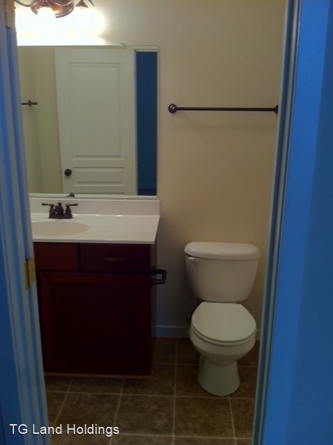 Building Photo - 2 br, 2.5 bath House - 1259 Poets Court