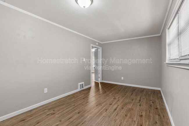 Building Photo - 9517 Lydell Dr
