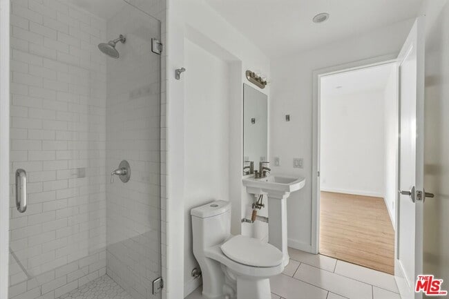 Building Photo - 5307 Wilkinson Ave