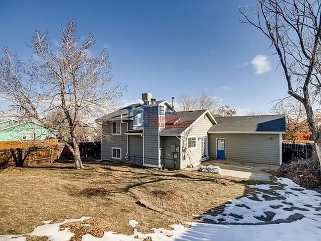 Building Photo - 2597 Fairplay St