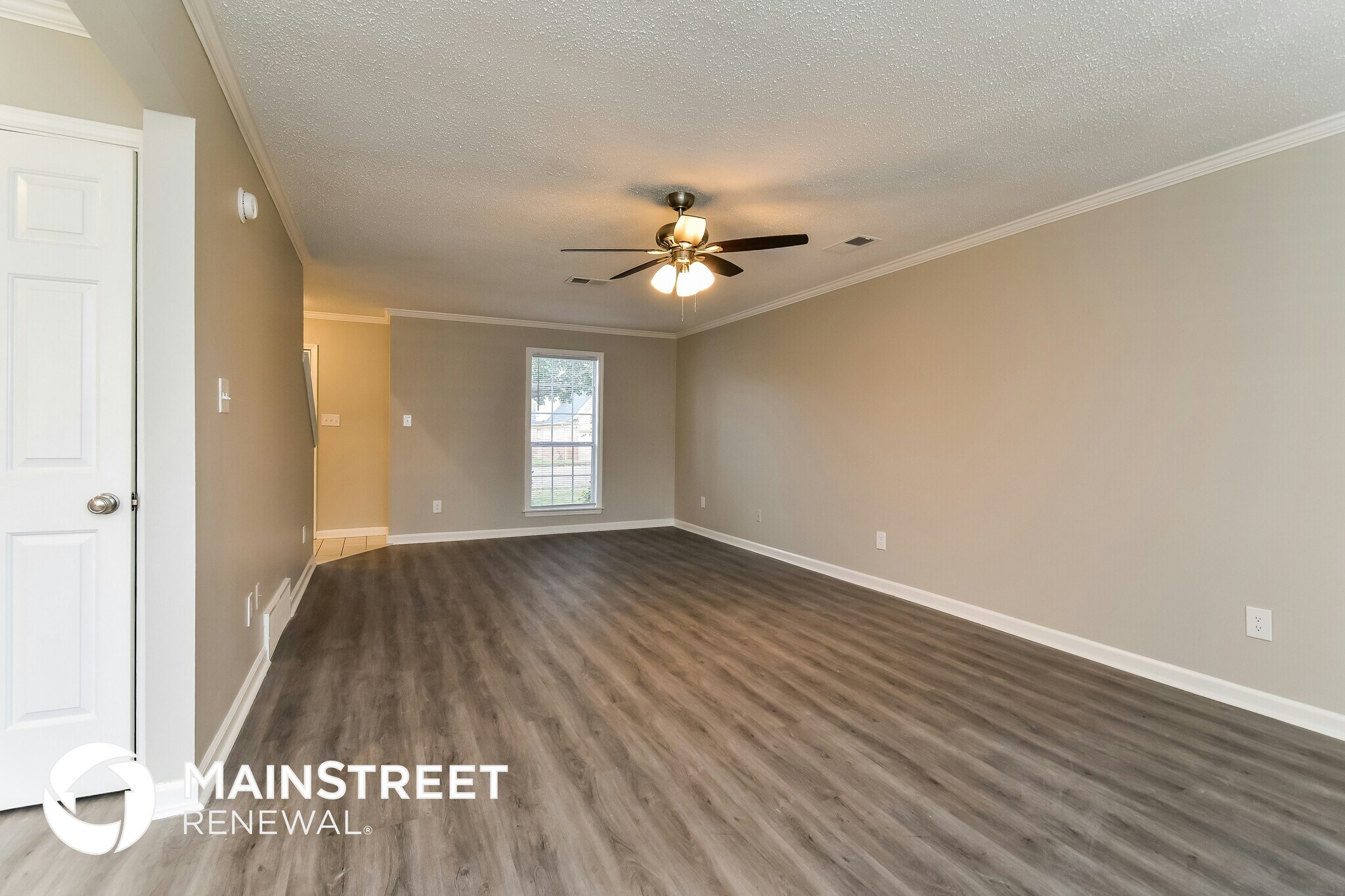 Building Photo - 4960 Grand Pines Dr