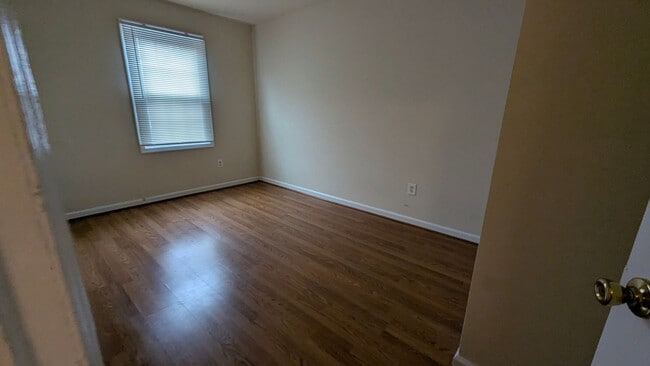 Building Photo - Charming 3 Bed And 1.5 Bath Townhome In Georgetown South