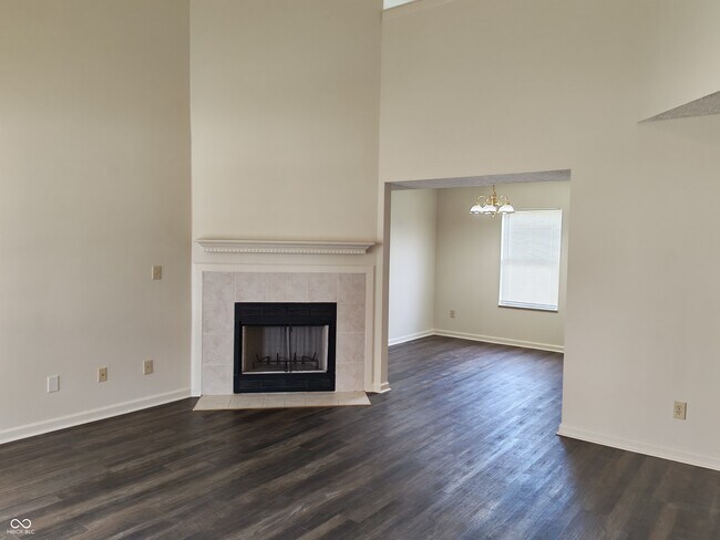 Building Photo - 6140 Lake Freeman Dr