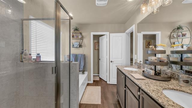 Building Photo - 2565 Silver Fox Trl