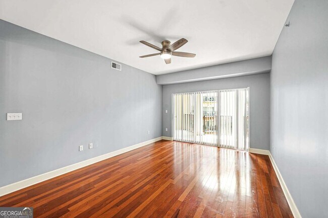 Building Photo - 200 River Vista Drive