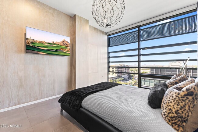 Building Photo - 7180 E Kierland Blvd