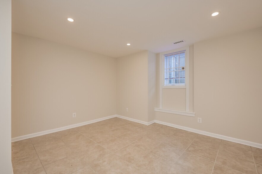 bedroom - 1873 3rd St NW