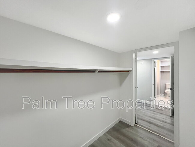 Building Photo - 8039 Lemon Ave