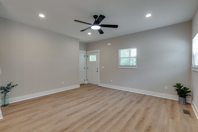 Building Photo - New Construction 3 bed, 2 bath house for rent