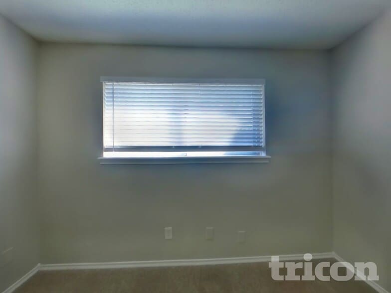 Building Photo - 902 La Nell Drive Deer Park TX