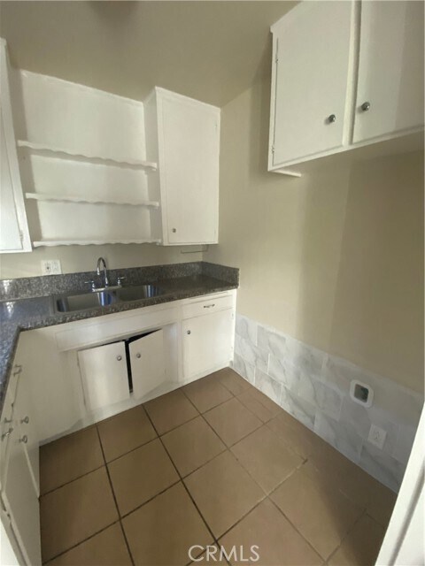 Building Photo - 3505 Michigan Ave