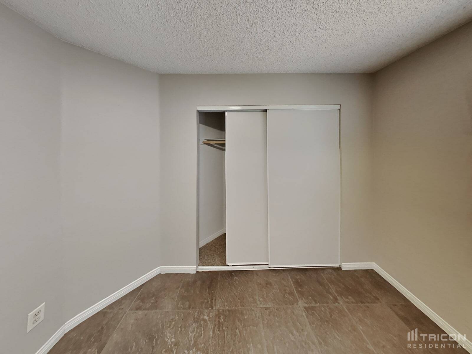 Building Photo - 2829 Du Barry Manor Ln