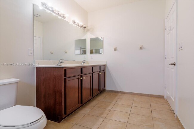 Building Photo - 15421 SW 176th Ln