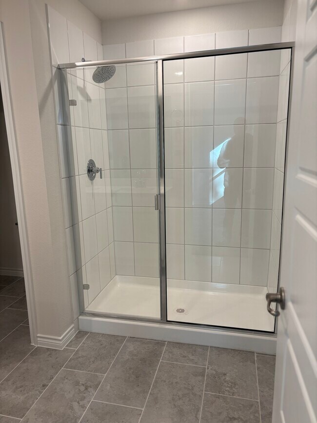 Building Photo - 1205 Rusted Rail Dr