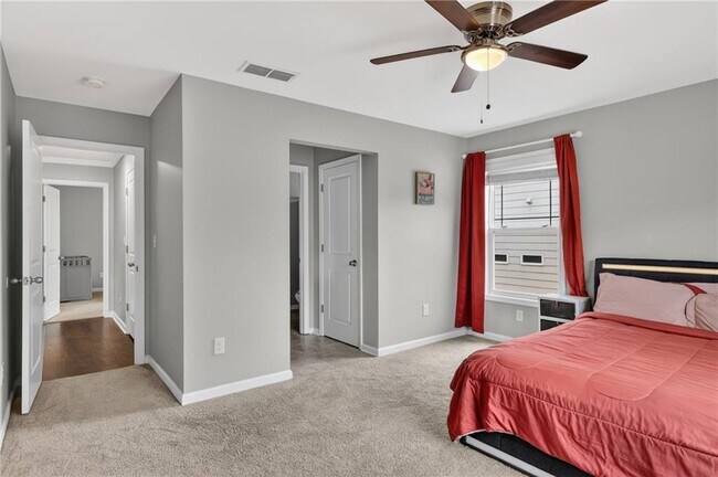 Building Photo - 3066 Dolostone Way