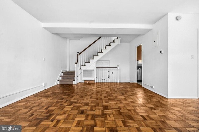 Building Photo - 1615 Mt Eagle Pl