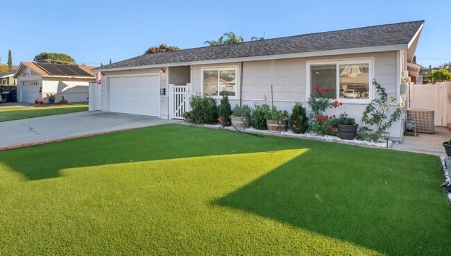 Building Photo - 13131 Chrissy Way