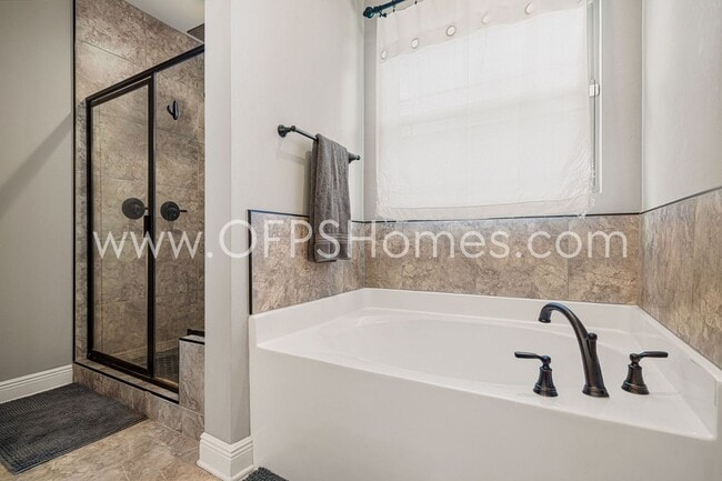 Building Photo - 4bed Fort Walton Beach Home