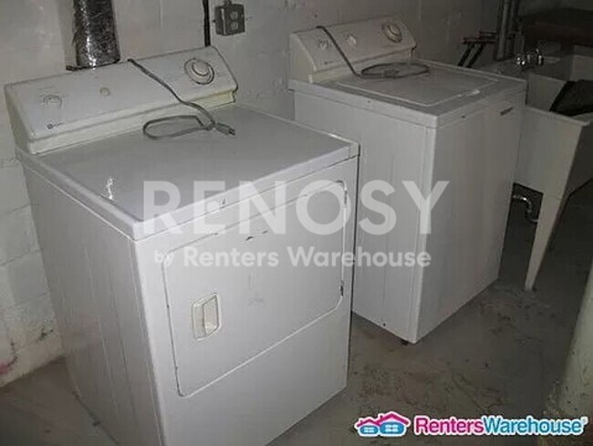 Building Photo - Beautiful 3bed/1bath