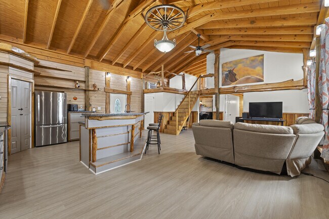 Building Photo - 14845 Collecting Canal Rd