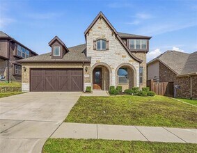 Building Photo - 3543 Beaumont Dr