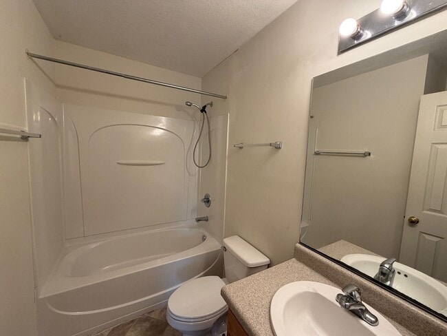 Building Photo - East AVL - Wooded Lot, Three Bedrooms