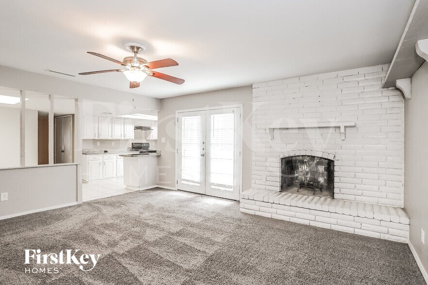 Building Photo - 16939 Macleish Dr