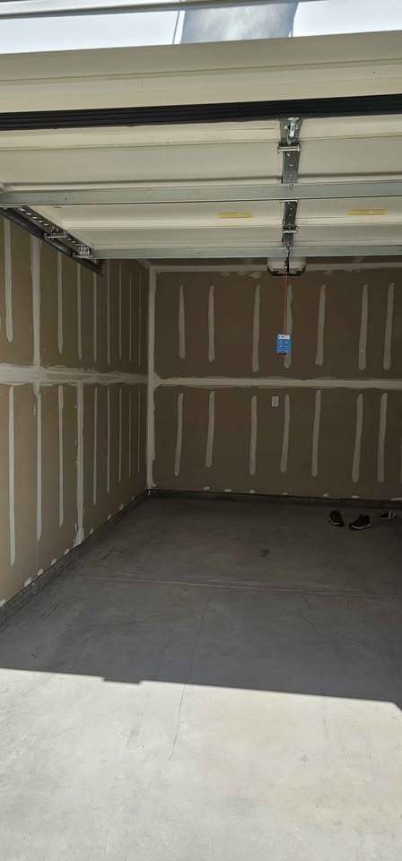 Building Photo - 1534 Cedar Tree Dr