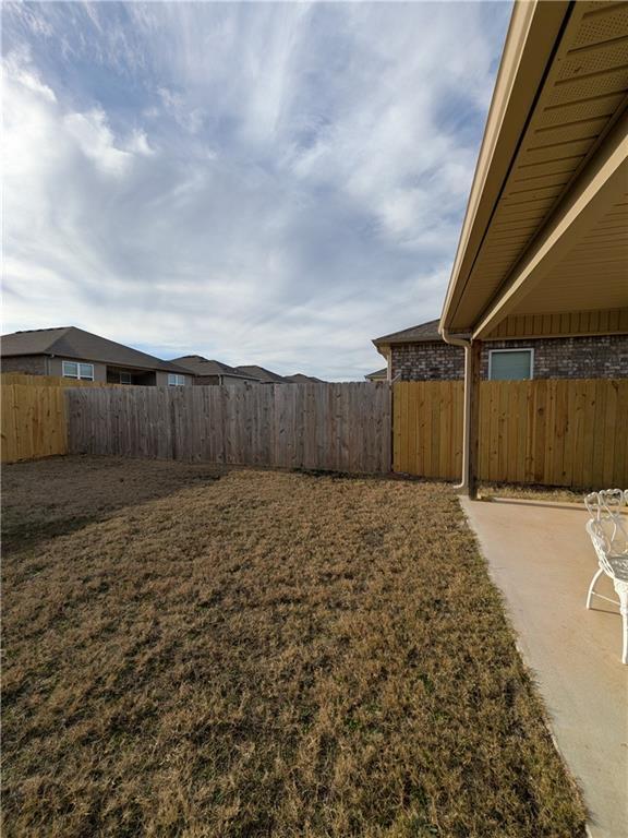 Building Photo - 8110 Dogwood Dr