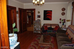 Living room - 529 Elizabeth St