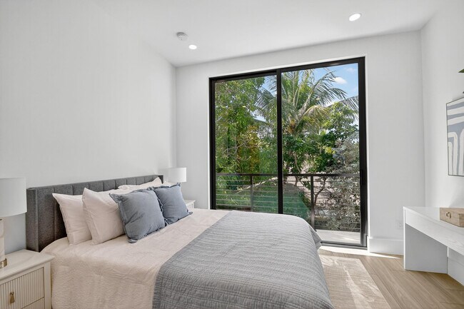 Building Photo - 204 Osceola Park Ln