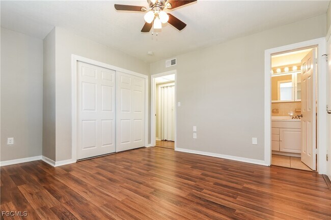 Building Photo - 1450 Mandel Rd