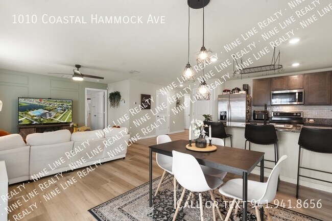 Primary Photo - 1010 Coastal Hammock Ave