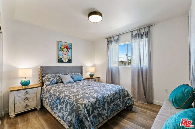 Building Photo - 2918 Hauser Blvd