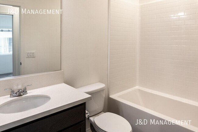 Building Photo - 8123 Cascio Ct