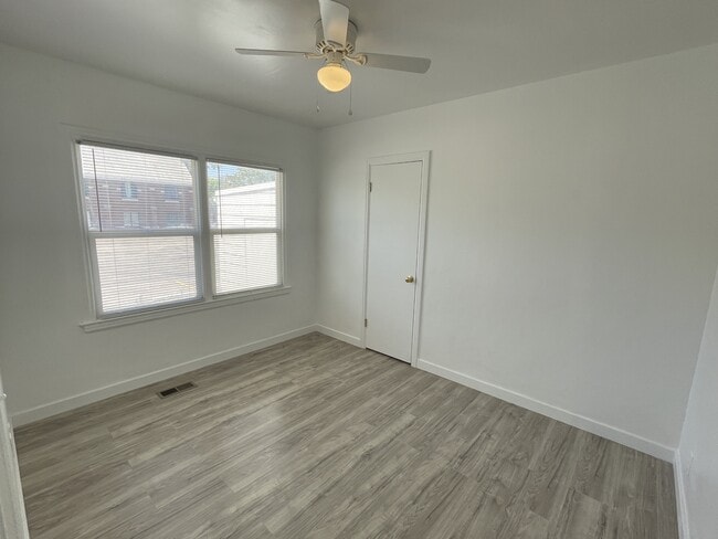 Building Photo - 4880 S Wasatch St