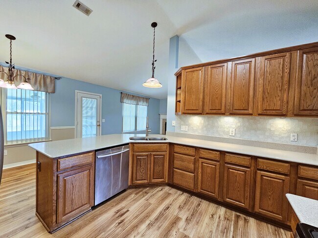 Building Photo - 5168 Whitehurst Ln