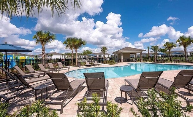 Building Photo - 2980 Skyline Lp