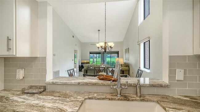 Building Photo - 6281 Timberlake Dr