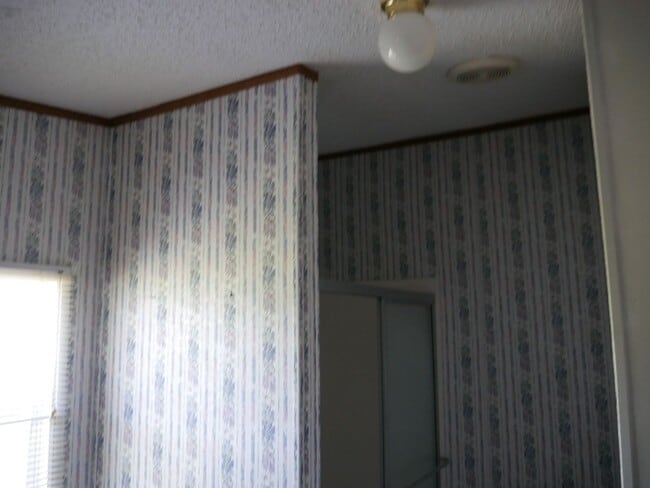 Building Photo - Adorable mobile home in Quitman