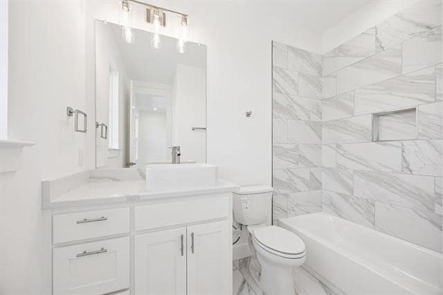 Building Photo - 266 Harris St