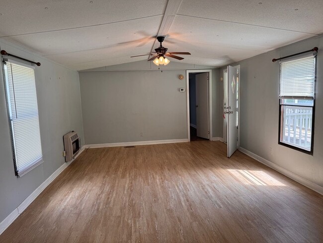 Building Photo - 2 BED, 2 BATH MOBILE HOME LOCATED IN ASHEBORO ON SOUTH LAKE DR!