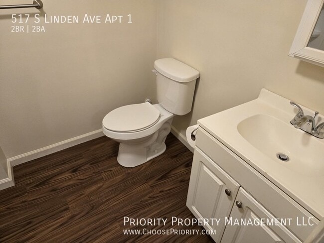 Building Photo - 517 S Linden Ave