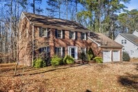 Building Photo - JUST REDUCED- BEAUTIFUL AND SPACIOUS HOME IN DESIRABLE APEX