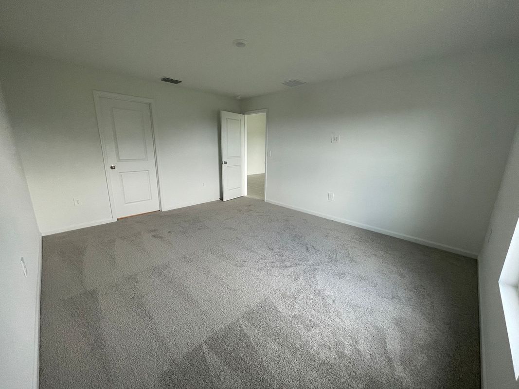 Building Photo - 1543 Jessica Blvd